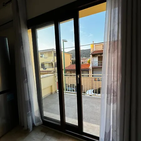 Apartment Capo Comino 2 *