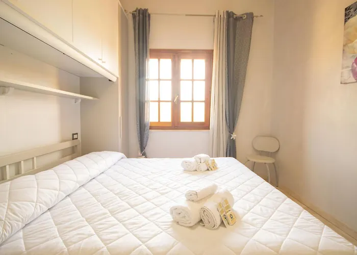 Capo Comino 2 * La Caletta